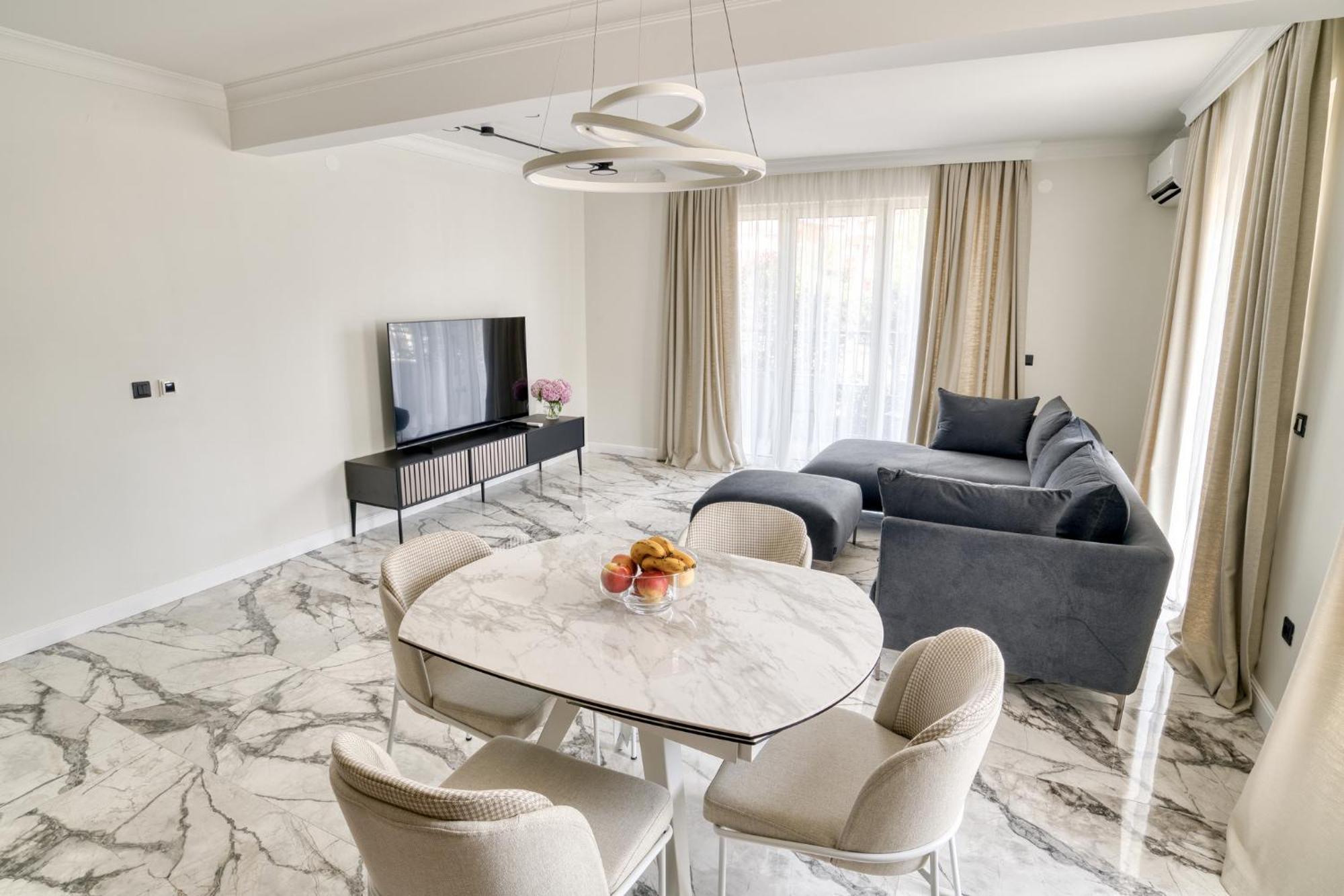 Ap Royal Oak - 2 Bedroom Apartment In Будва Экстерьер фото